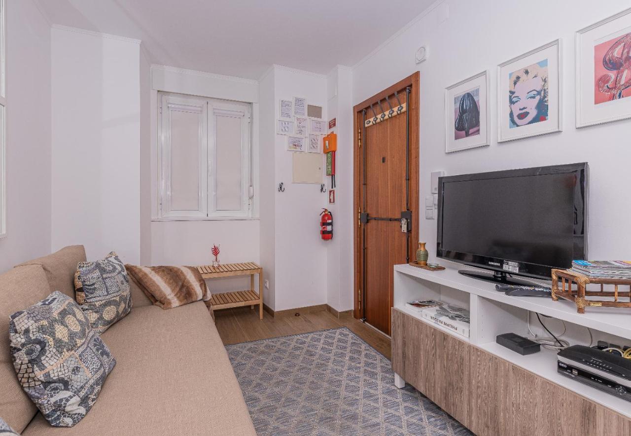 Feira Da Ladra Comfy Premium