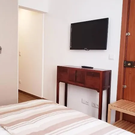 Feira Da Ladra Comfy Premium Apartment Lisbon Exterior photo